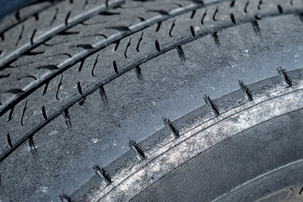 5 Tire Issues That Can Compromise Your Safety